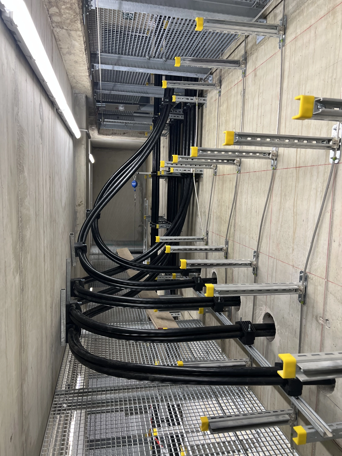 M&S Kabelverlegung GmbH - Professionelle Kabelverlegung Straubenhardt - Technisches Equipment