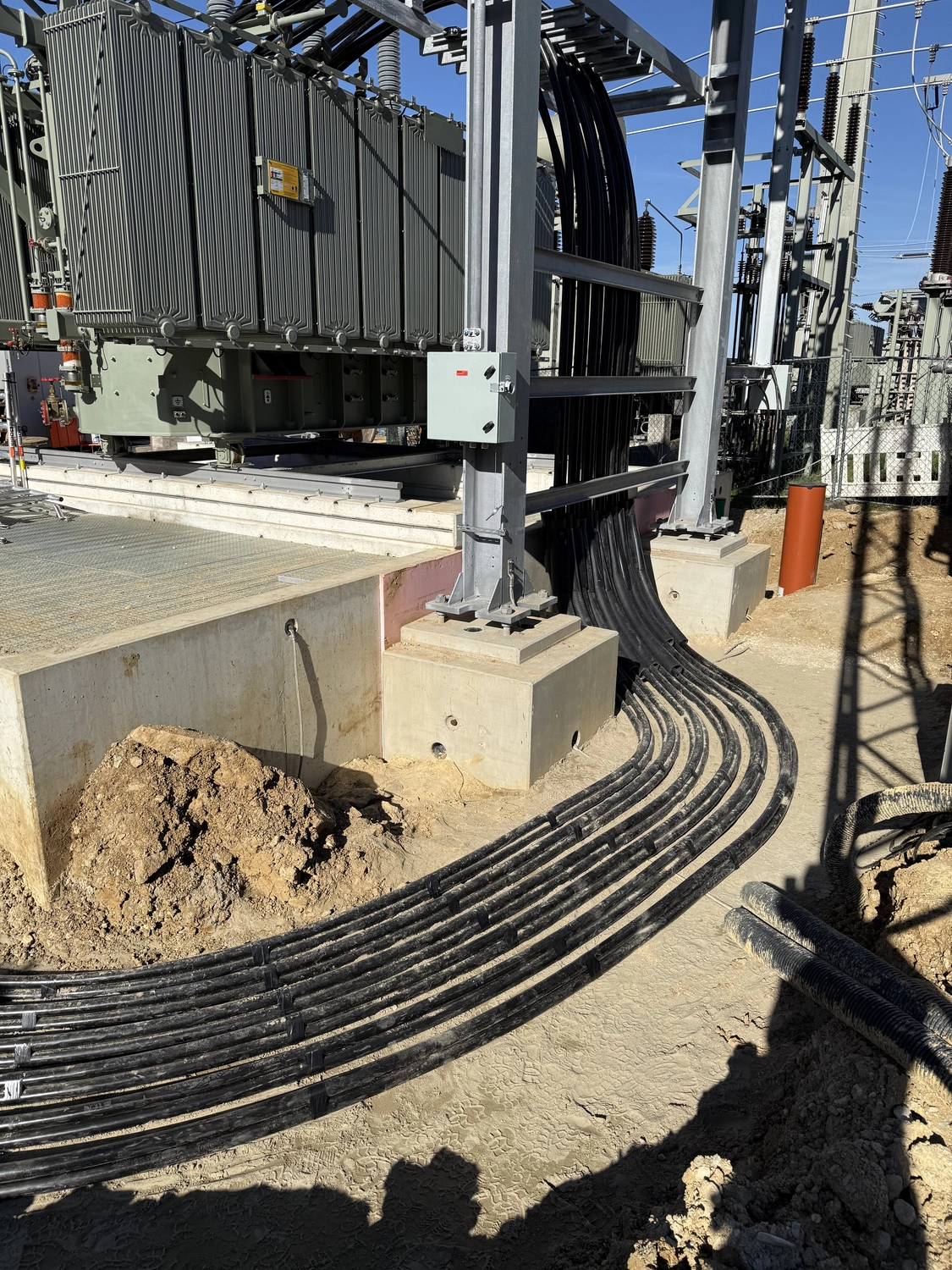 M&S Kabelverlegung GmbH - Professionelle Kabelverlegung Straubenhardt - Professionelle Kabelverlegung und Trassenbau im Rahmen von industriellen Elektroinstallationen.